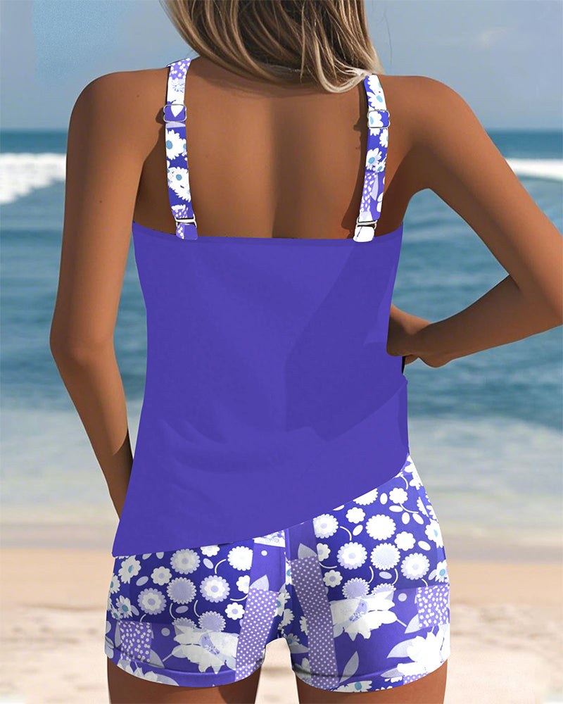 Sabrina | Tweedelig Badpak met Comfortabele Pasvorm en Bloemige Strandstijl
